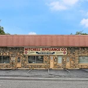 Meet your Posher, Vickie